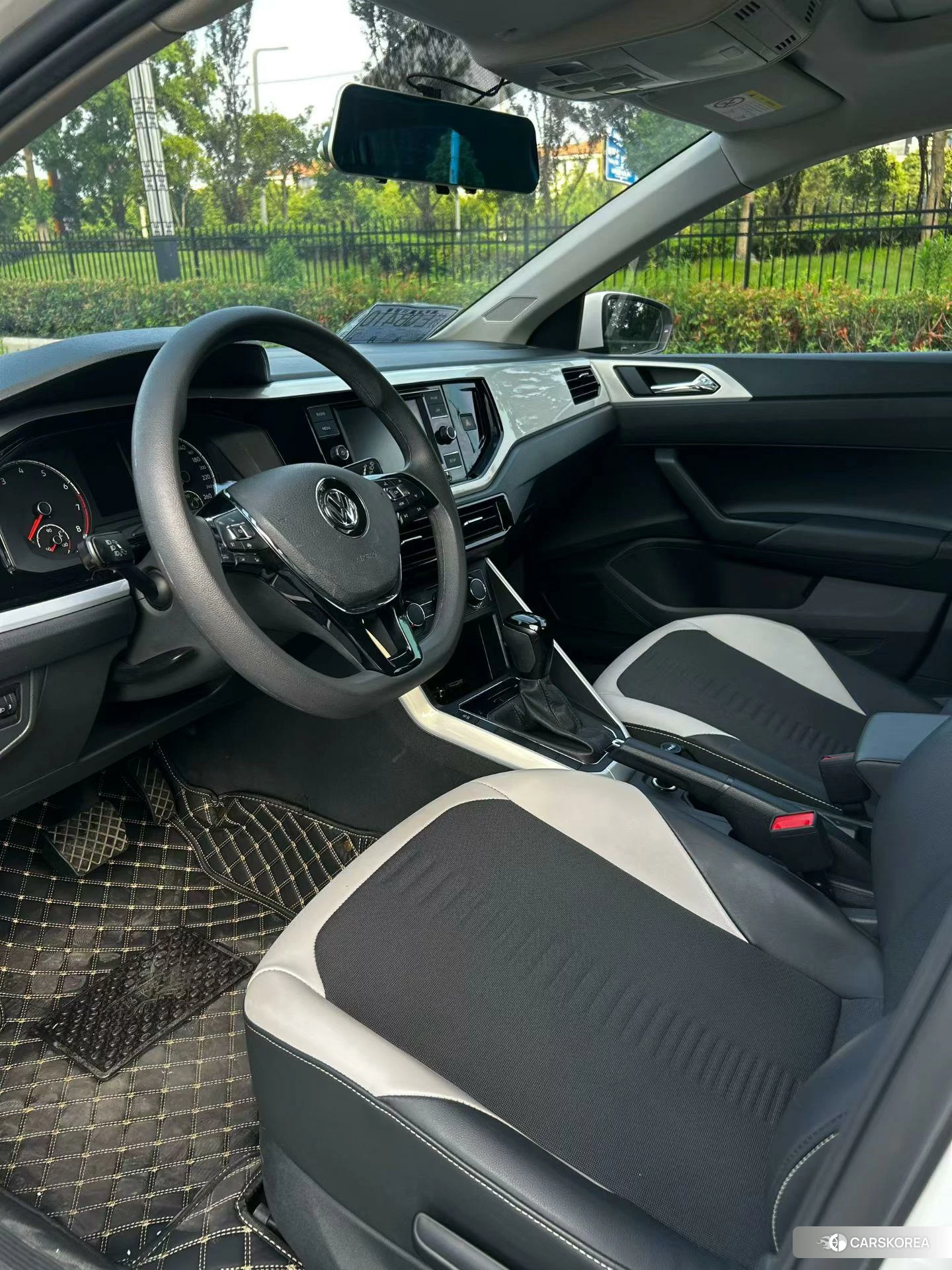 Volkswagen Polo id 4467494 из Китая 7