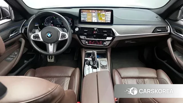 BMW 5 Series (G30) id 3772093 из Кореи 17