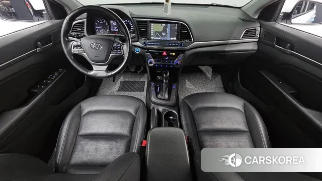 Hyundai Avante AD id 3672919 из Кореи 17