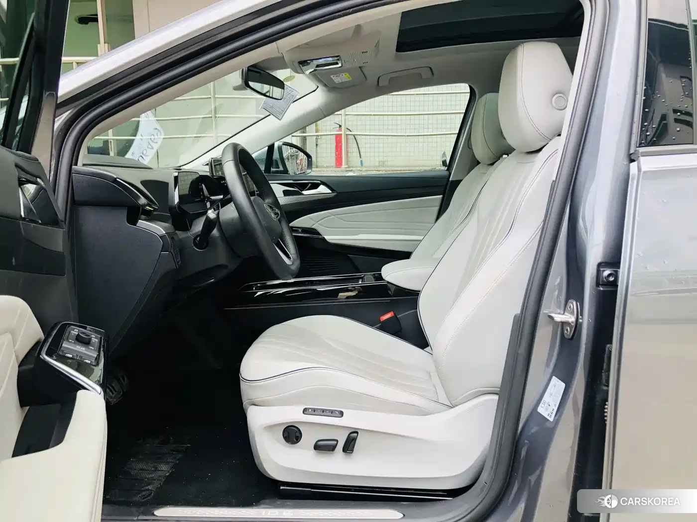 Volkswagen ID.6 X id 4545723 из Китая 14