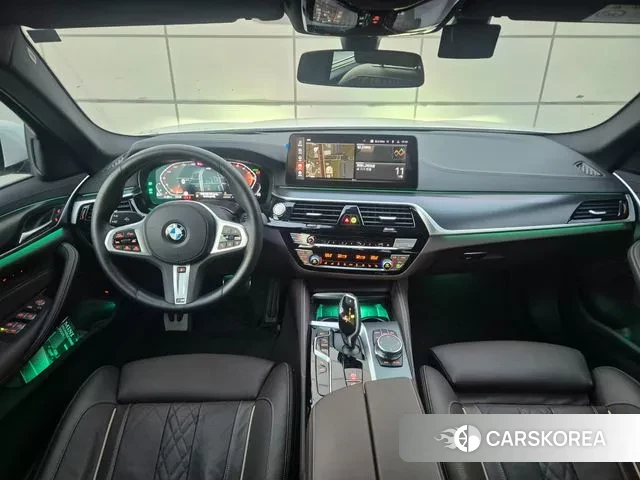 BMW 5 Series (G30) id 3472460 из Кореи 12