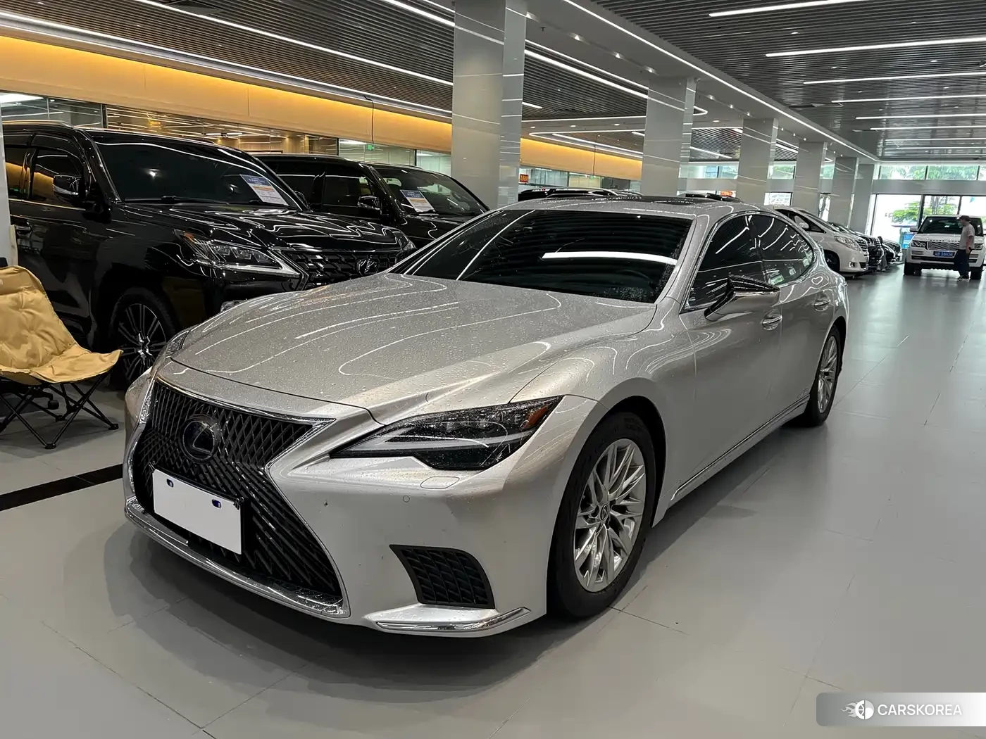 Lexus LS id 4583742 из Китая 7