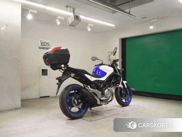 Проданный Suzuki GLADIUS 400 2014 из Японии, фото 5