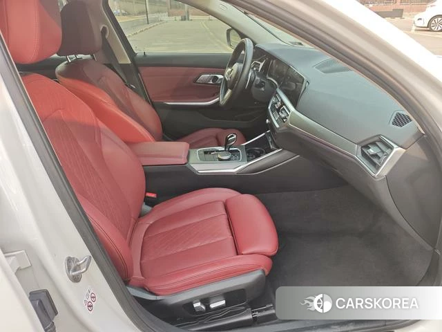 BMW 3 series id 3856897 из Китая 13