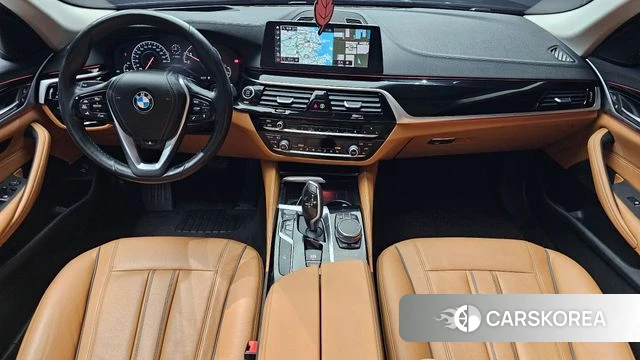 BMW 5 Series (G30) id 3885962 из Кореи 17