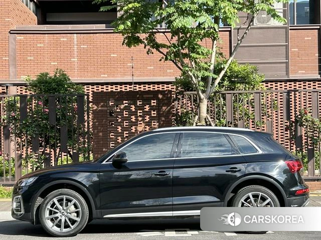 Audi Q5L id 4298041 из Китая 8