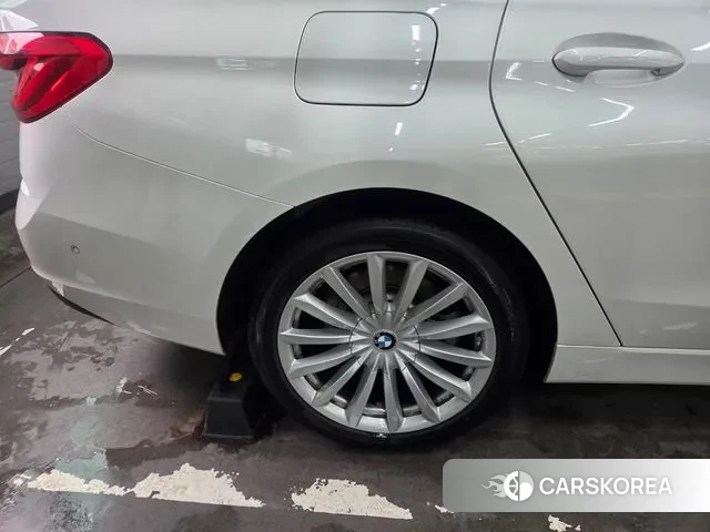 BMW 6 Series GT (G32) id 3759105 из Кореи 17