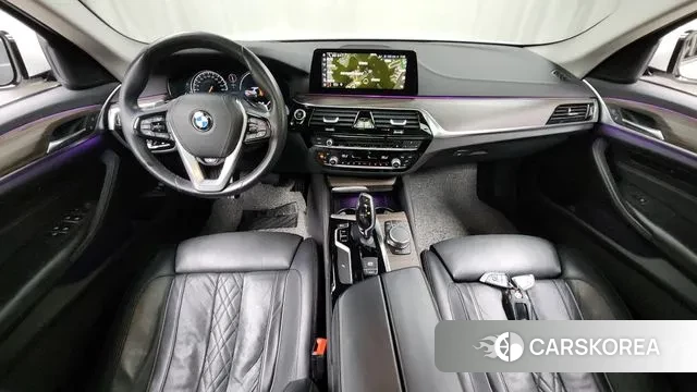 BMW 5 Series (G30) id 3578661 из Кореи 17