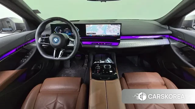 BMW 5 Series (G60) id 3739205 из Кореи 17