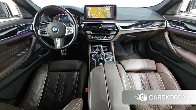 BMW 5 Series (G30) id 4186632 из Кореи 32