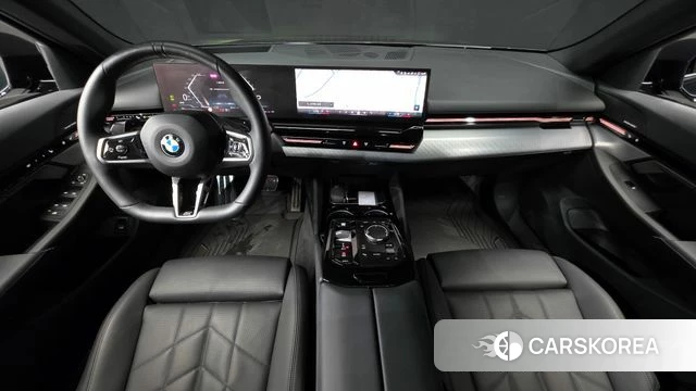 BMW 5 Series (G60) id 4630157 из Кореи 28