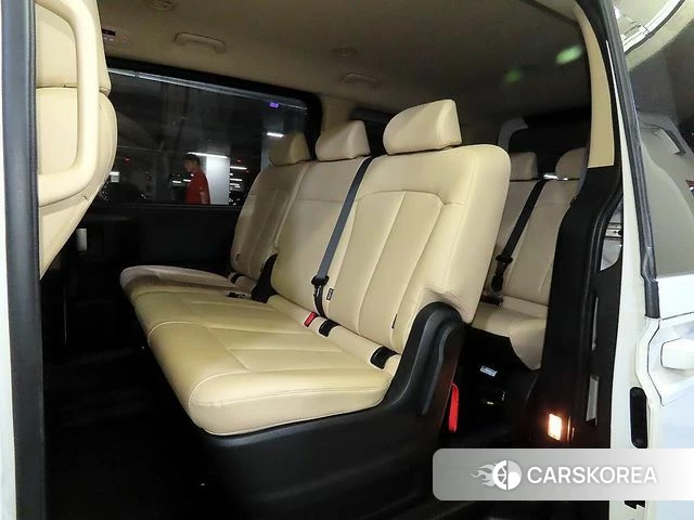 Hyundai Staria id 4618696 из Кореи 16