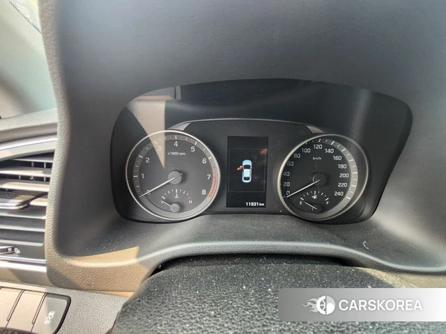 Hyundai Avante AD id 3854009 из Кореи 10