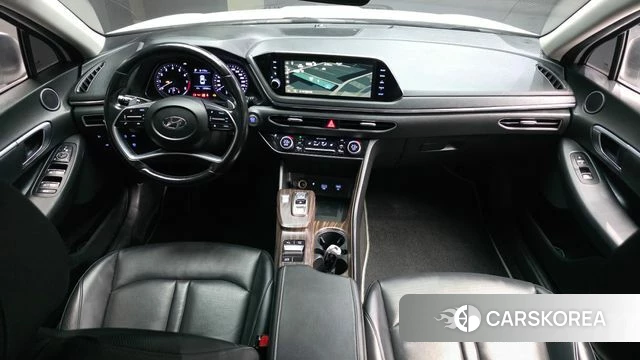 Hyundai Sonata (DN8) id 3861136 из Кореи 17