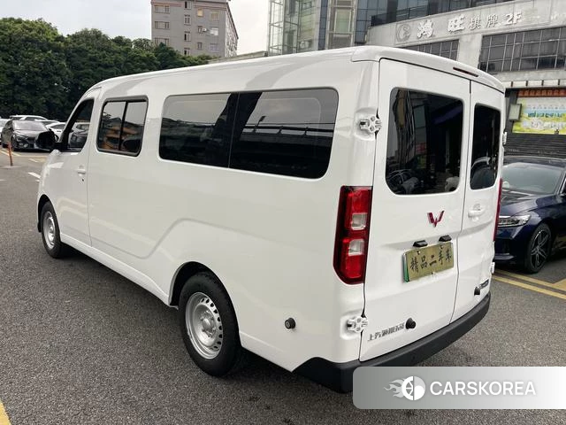 Wuling Automobile Wuling Yangguang id 3909126 из Китая 8