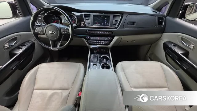 Kia The New Carnival id 3677676 из Кореи 17