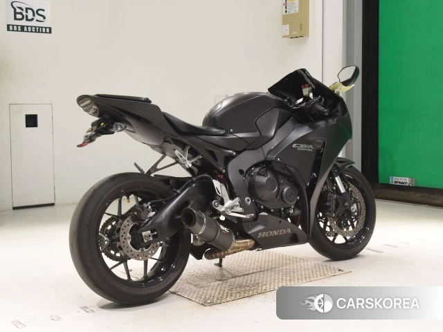 Проданный Honda CBR1000RR 2016 из Японии, фото 3
