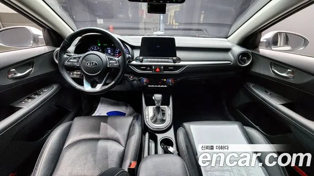 Kia Come New K3 id 2374762 из Кореи 17