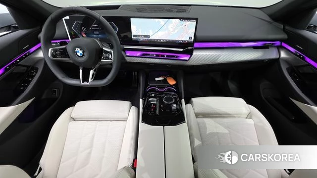 BMW 5 Series (G60) id 4248114 из Кореи 17