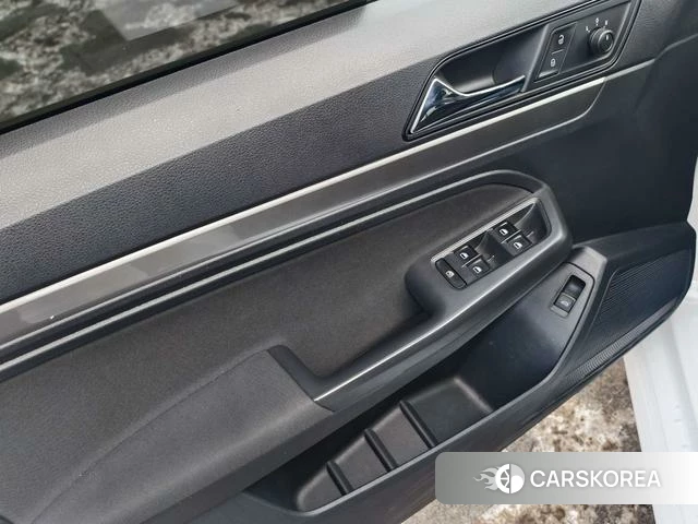Volkswagen Lavida id 4256202 из Китая 9