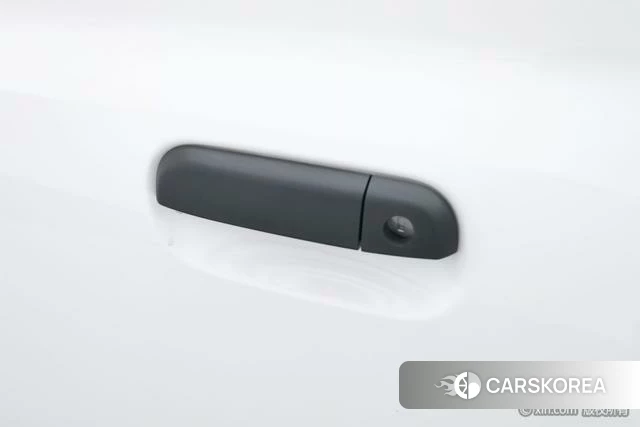 Roewe CLEVER id 4210075 из Китая 21