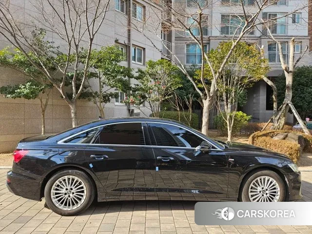 Audi A6 (C8) id 3562501 из Кореи 14