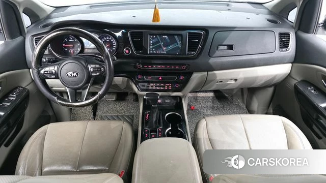 Kia The New Carnival id 4390323 из Кореи 17