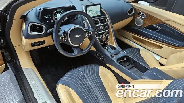 Aston Martin DB11 id 2932411 из Кореи 17