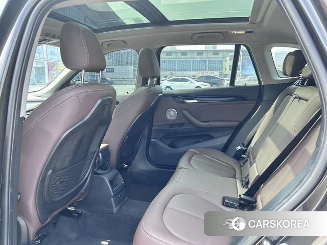 BMW X1 id 4260504 из Китая 17