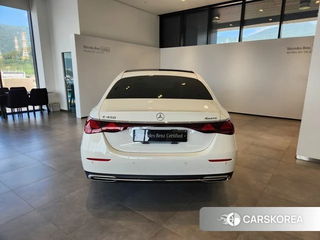 Mercedes-Benz E-Class W214 id 4617336 из Кореи 17