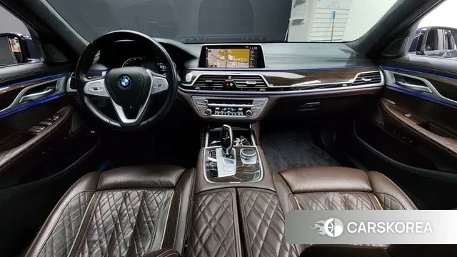 BMW 7 Series (G11) id 3592762 из Кореи 17