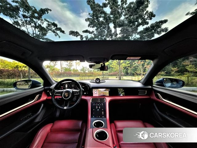 Porsche Taycan id 4293721 из Кореи 17