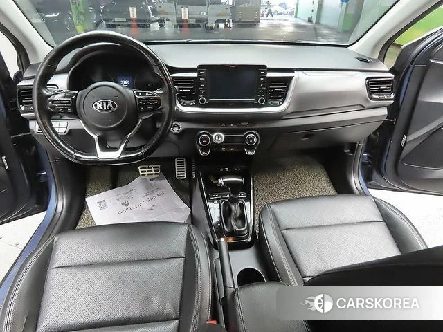 Kia Stonic id 4397741 из Кореи 17