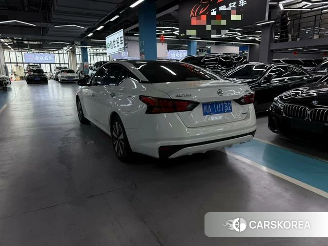 Nissan Teana id 4261895 из Китая 7