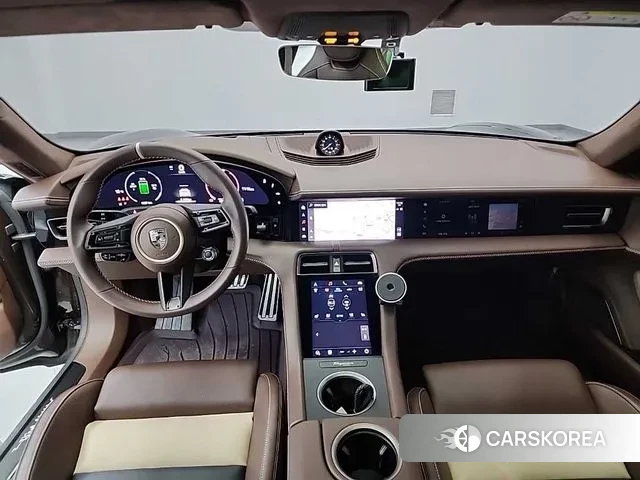 Porsche Taycan id 3763204 из Кореи 16