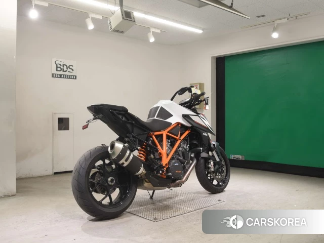 KTM 1290 SUPER DUKE R 2019 из Японии, фото 5
