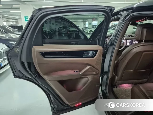 Porsche Cayenne (PO536) id 3479169 из Кореи 8