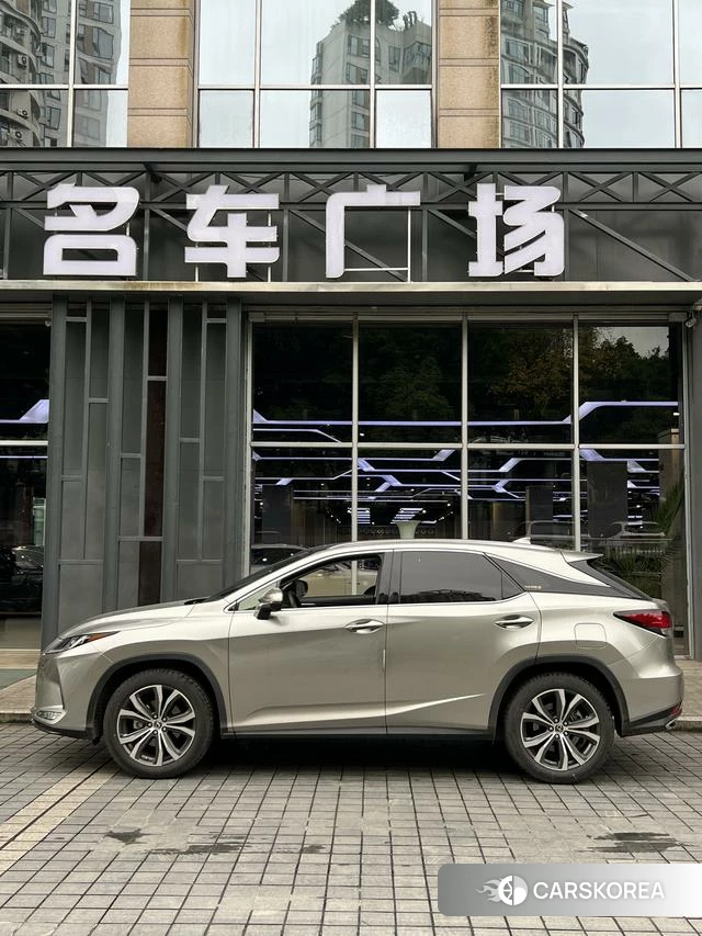 Lexus RX id 4367390 из Китая 10