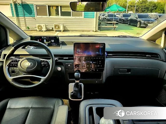 Hyundai Staria id 2448111 из Кореи 17