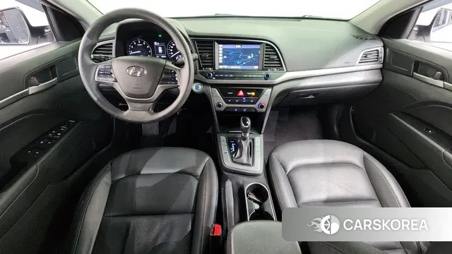 Hyundai Avante AD id 3742775 из Кореи 17