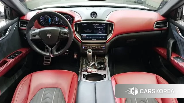 Maserati Ghibli id 3027957 из Кореи 17