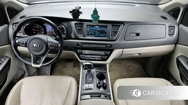 Kia All New Carnival id 3917561 из Кореи 17