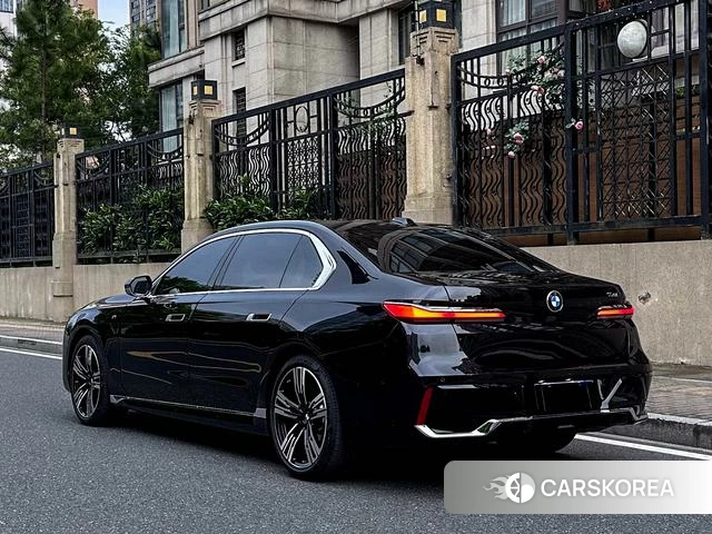 BMW 7 series id 4275599 из Китая 13