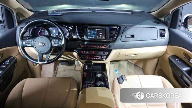Kia The New Carnival id 4708369 из Кореи 17