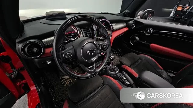 Mini Cooper S id 3469580 из Кореи 17