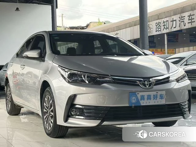 Toyota Corolla id 4213351 из Китая 7