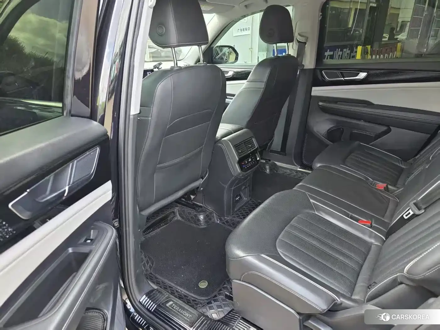 Volkswagen Touareg id 4599839 из Китая 7