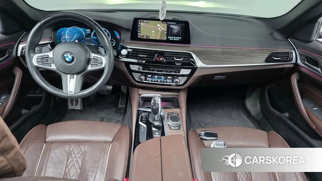 BMW 5 Series (G30) id 4907313 из Кореи 17