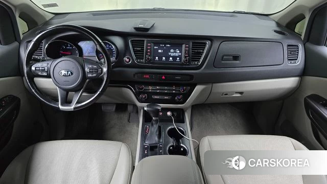 Kia The New Carnival id 4551618 из Кореи 27