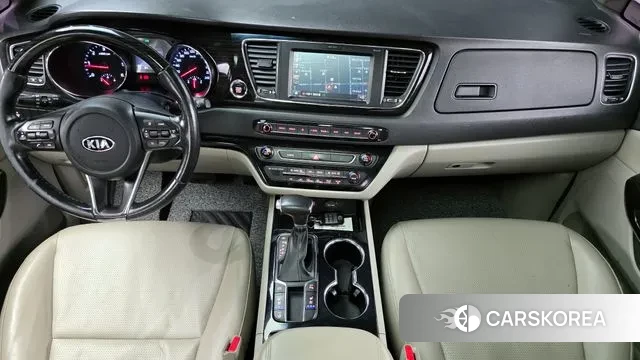 Kia The New Carnival id 3742813 из Кореи 17